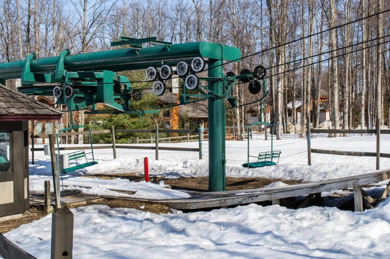 652 Disciples Village Boyne Falls Exterior photo